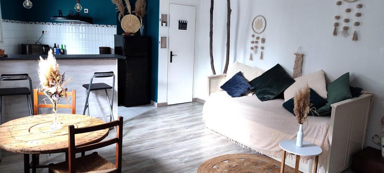L'Appartement 7 - Centre Ville-Parking-Tv-Wifi Tarbes Buitenkant foto